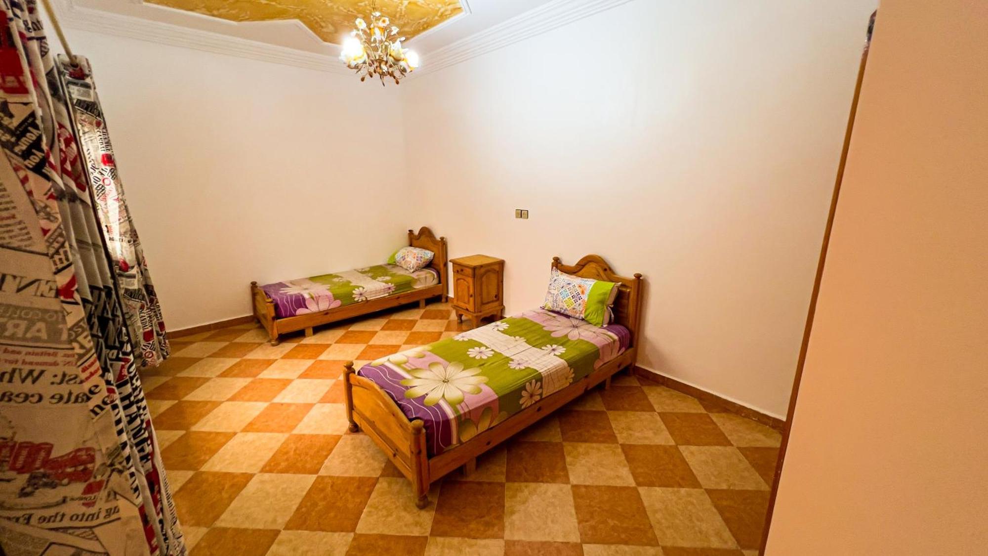 Dar Haut De Gamme Et A Un Prix Imaginaire Hostcom For Families Only Udžda Exteriér fotografie